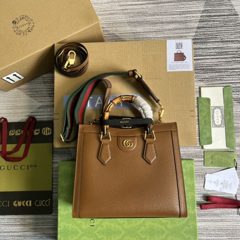 Gvc*1 tote bags
